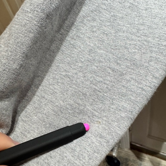 PATAGONIA Gray Hoodie with Multicolor Mountain Badge - Picture 9 of 9